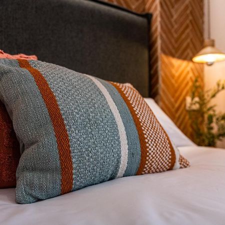 Vestal Suites Domo カンブリルス エクステリア 写真
